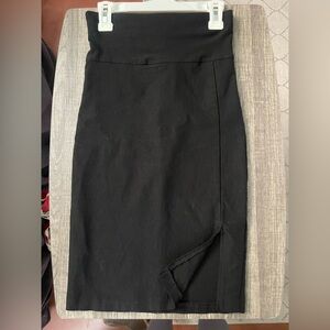Long pencil skirt